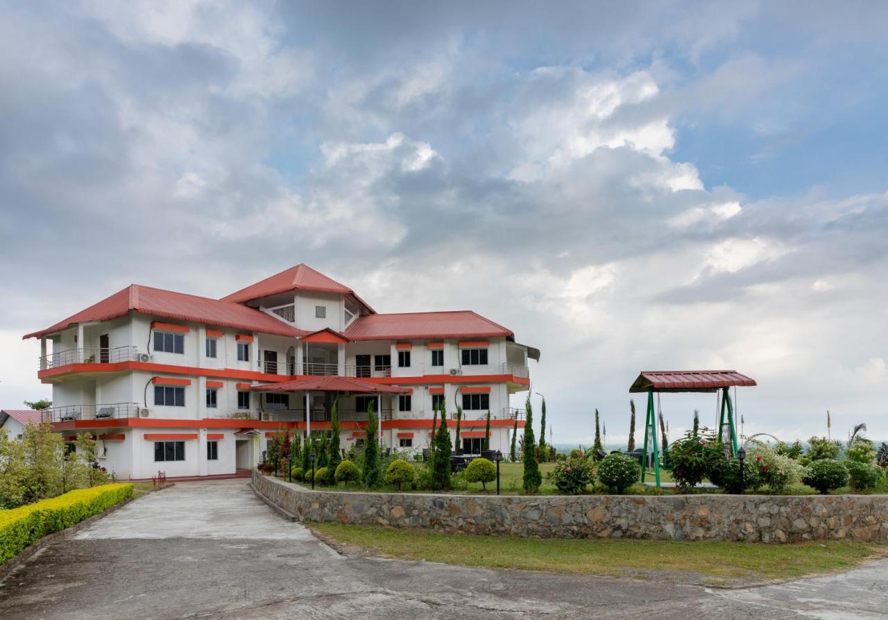 La Vue Resort Kāziranga Esterno foto