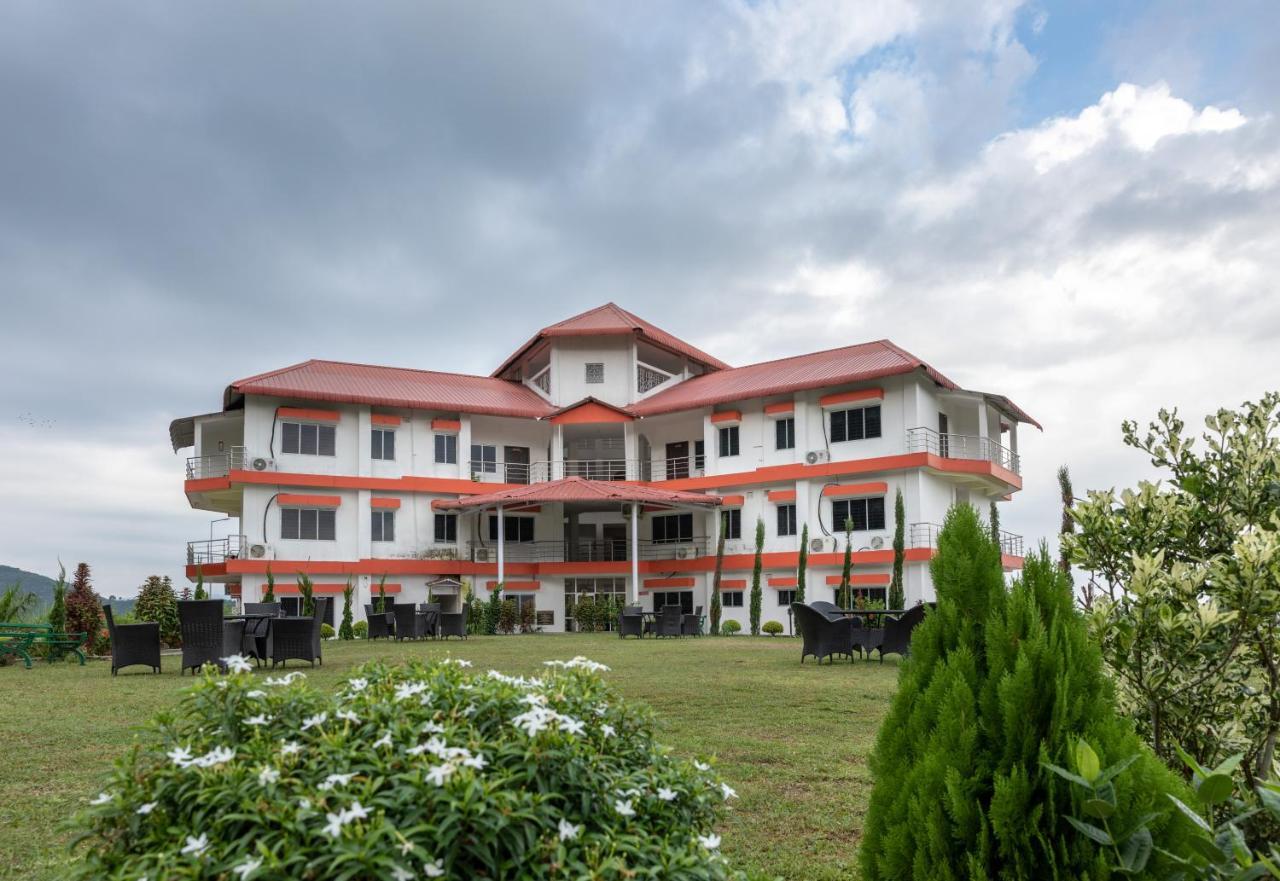 La Vue Resort Kāziranga Esterno foto